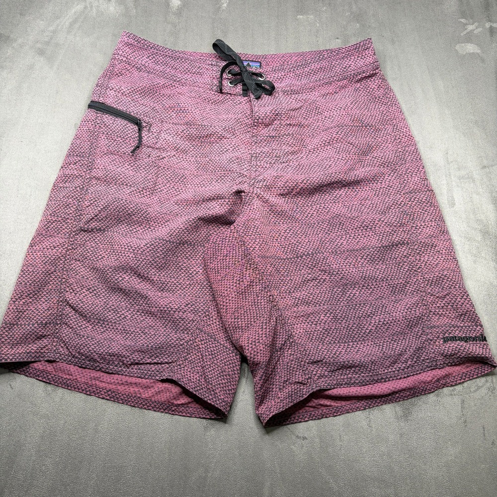 Patagonia Wavefarer Board Shorts Mens 30 Burgundy Geometric 50+UPF Surf Trunks
